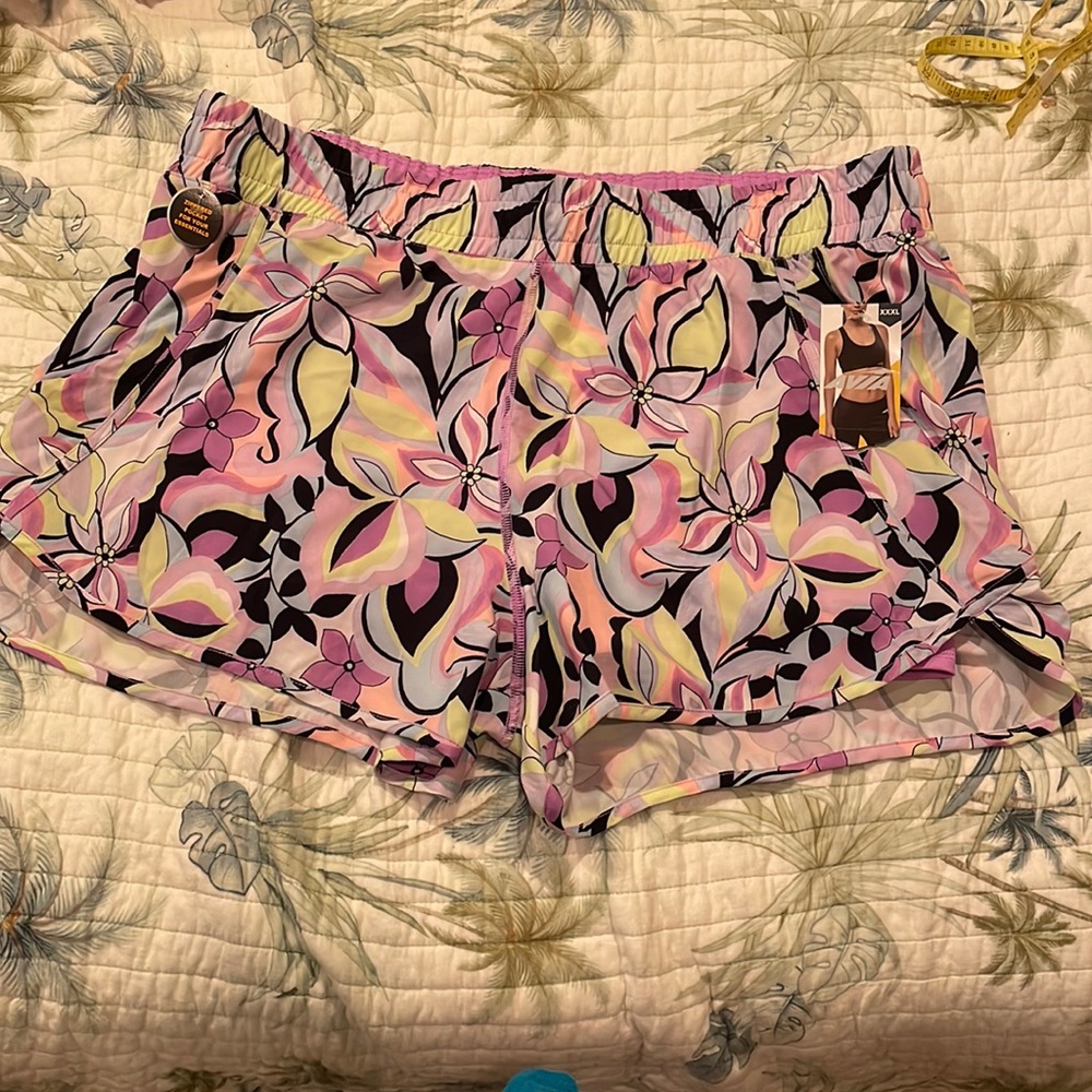 2/$20 NWT AVIA Running Short